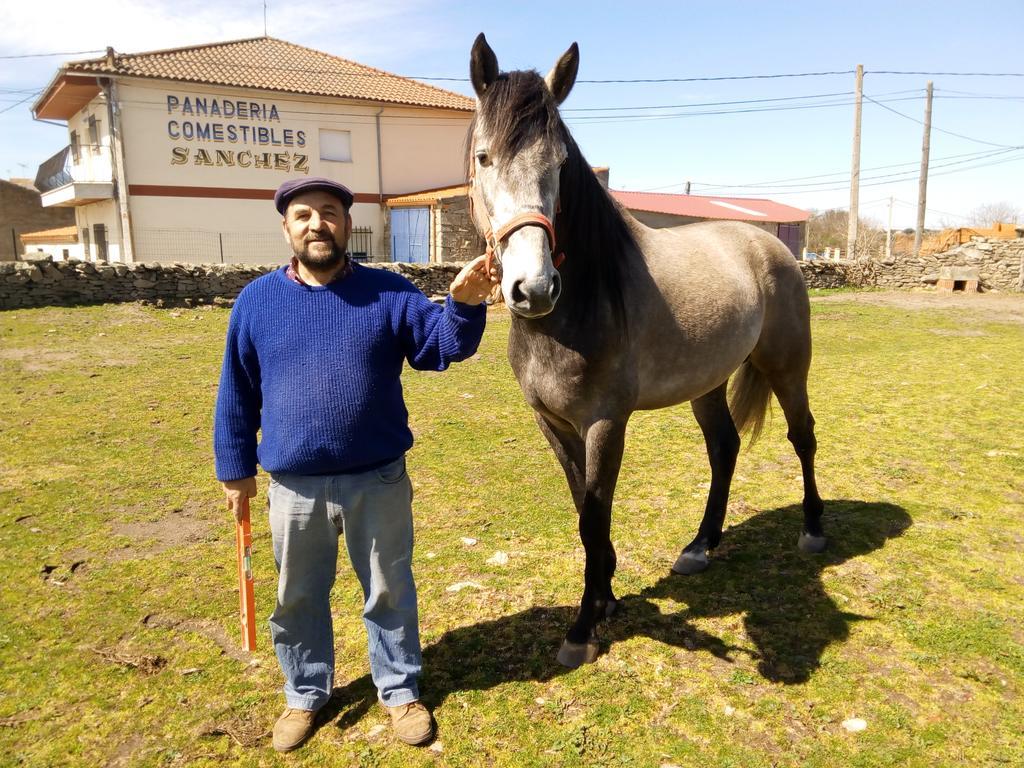 Pension El Abuelo Carbellino ภายนอก รูปภาพ